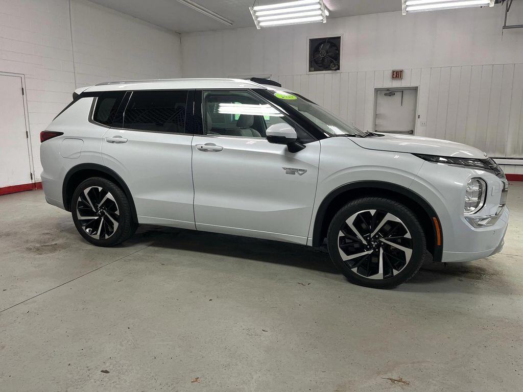 used 2023 Mitsubishi Outlander PHEV car, priced at $25,995