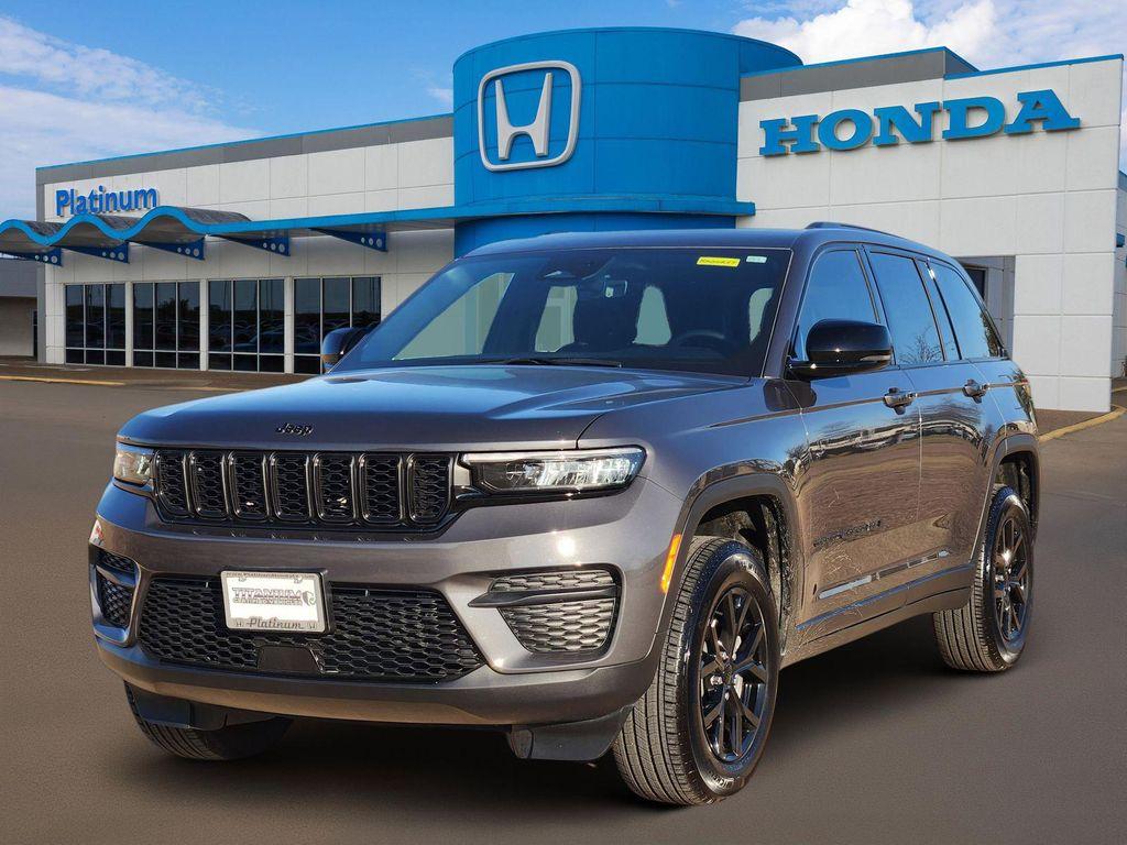 used 2025 Jeep Grand Cherokee car, priced at $33,347