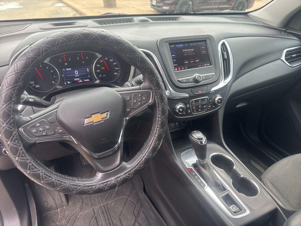 used 2021 Chevrolet Equinox car, priced at $17,649