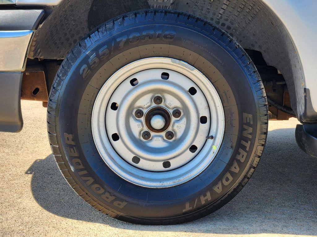 used 2001 Ford F-150 car, priced at $8,000