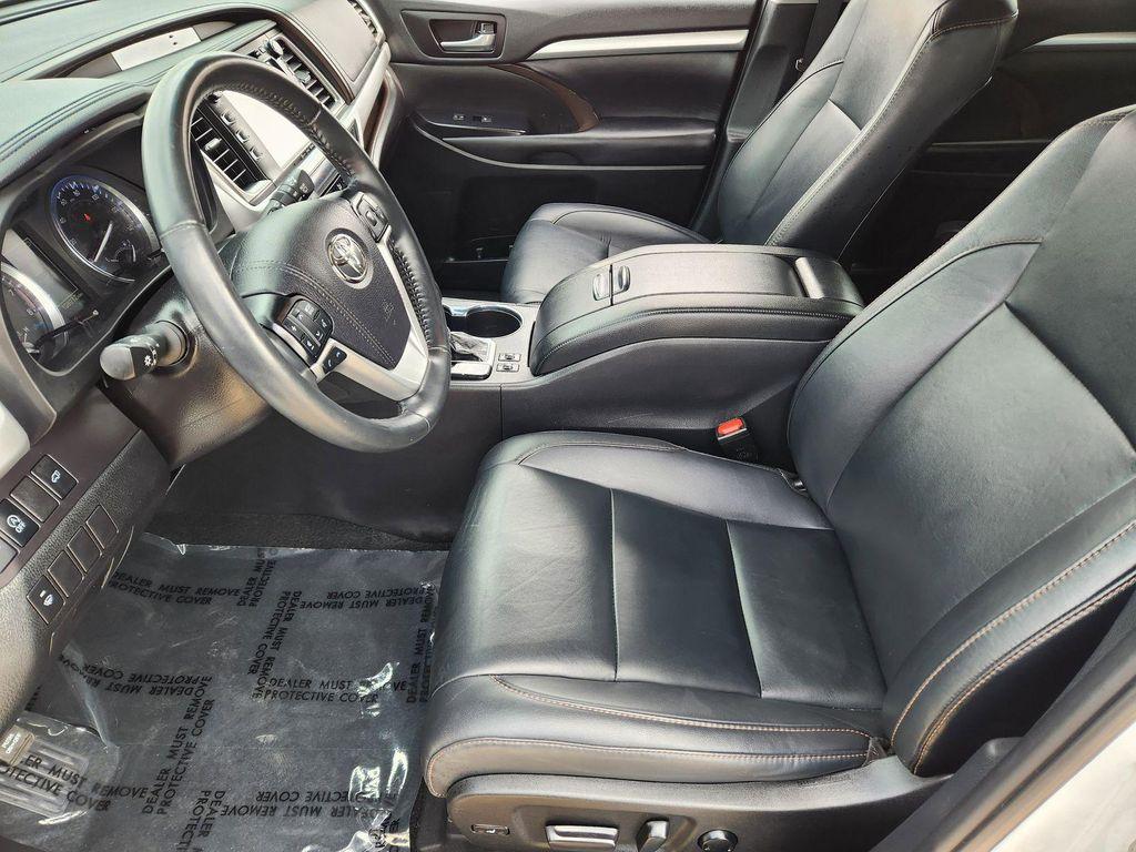used 2019 Toyota Highlander car, priced at $21,414