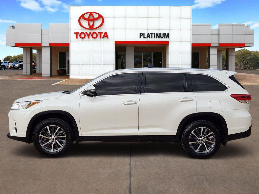 used 2019 Toyota Highlander car, priced at $21,414