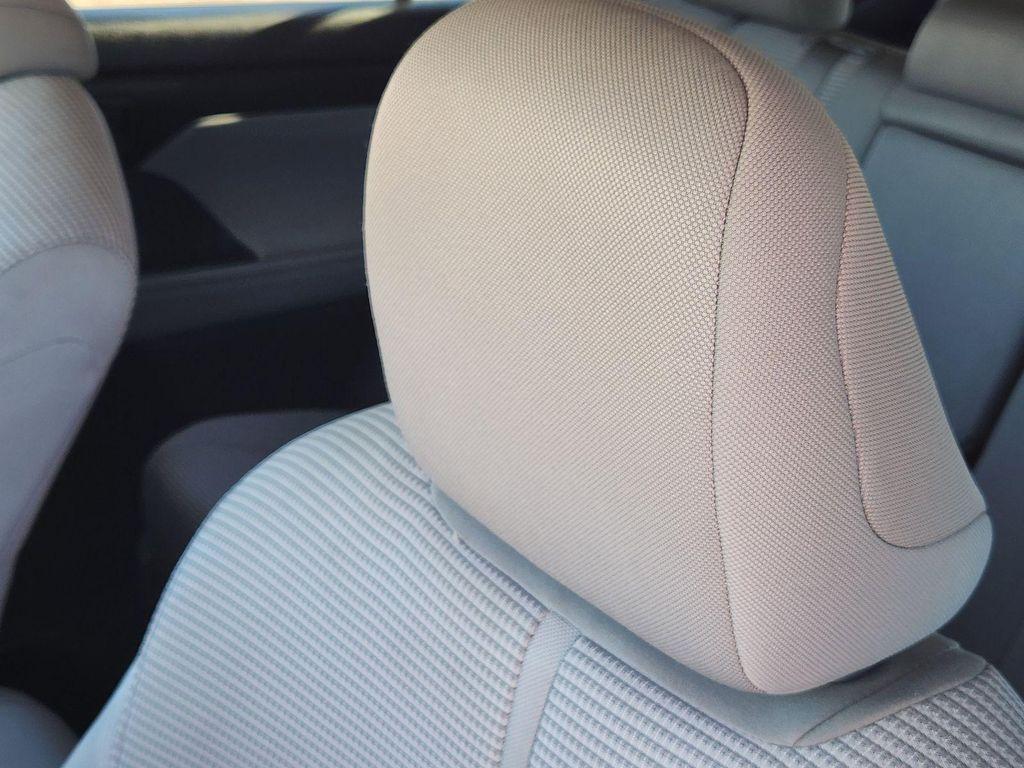 used 2022 Toyota Highlander car, priced at $28,467