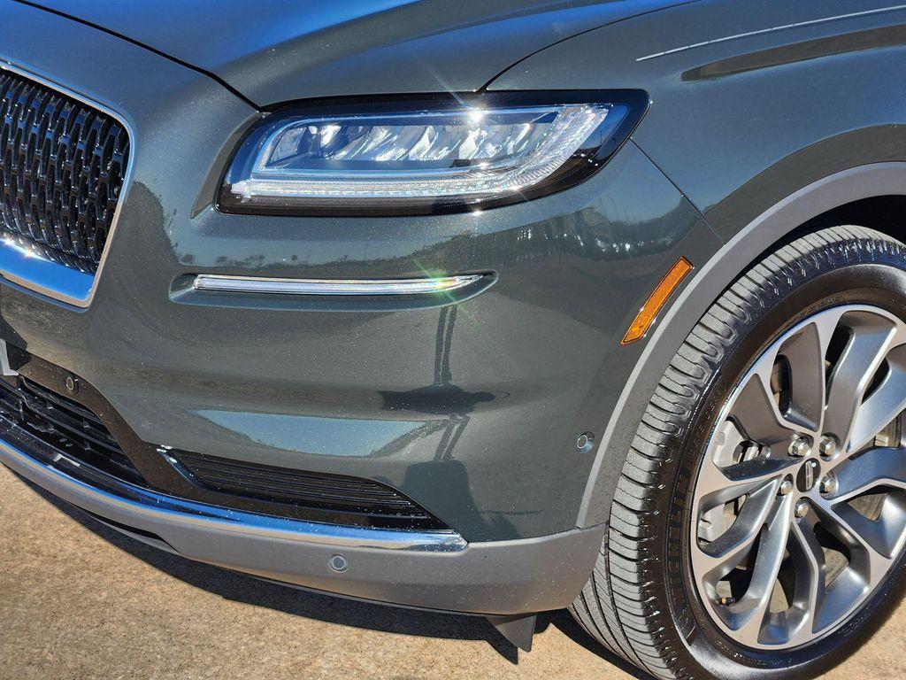 used 2023 Lincoln Nautilus car, priced at $34,808