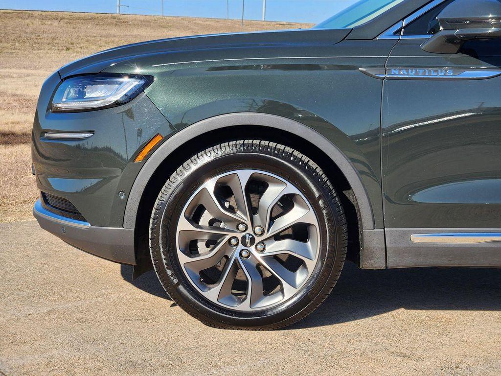 used 2023 Lincoln Nautilus car, priced at $34,808
