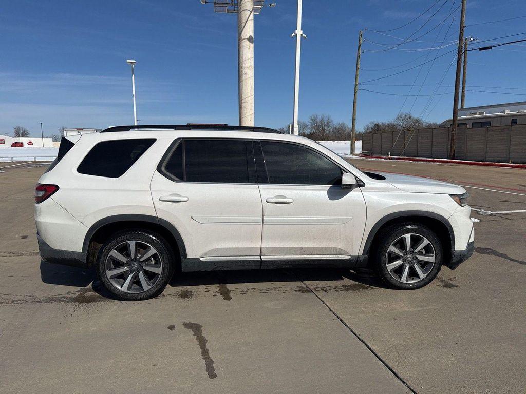 used 2024 Honda Pilot car, priced at $45,026