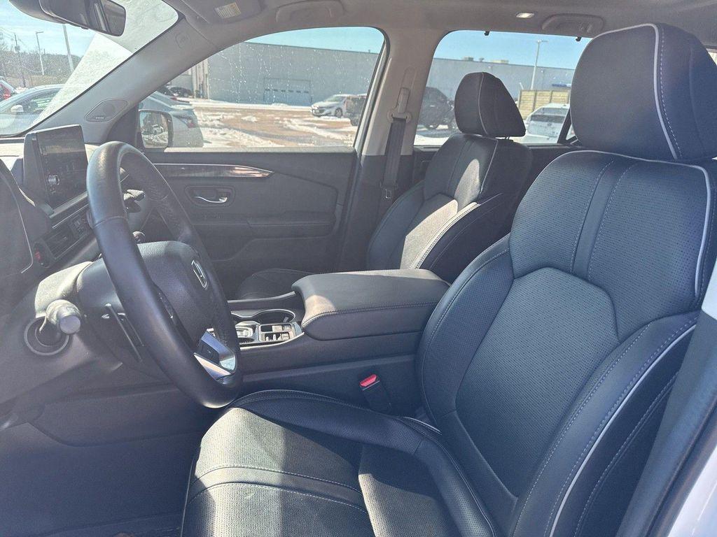 used 2024 Honda Pilot car, priced at $45,026