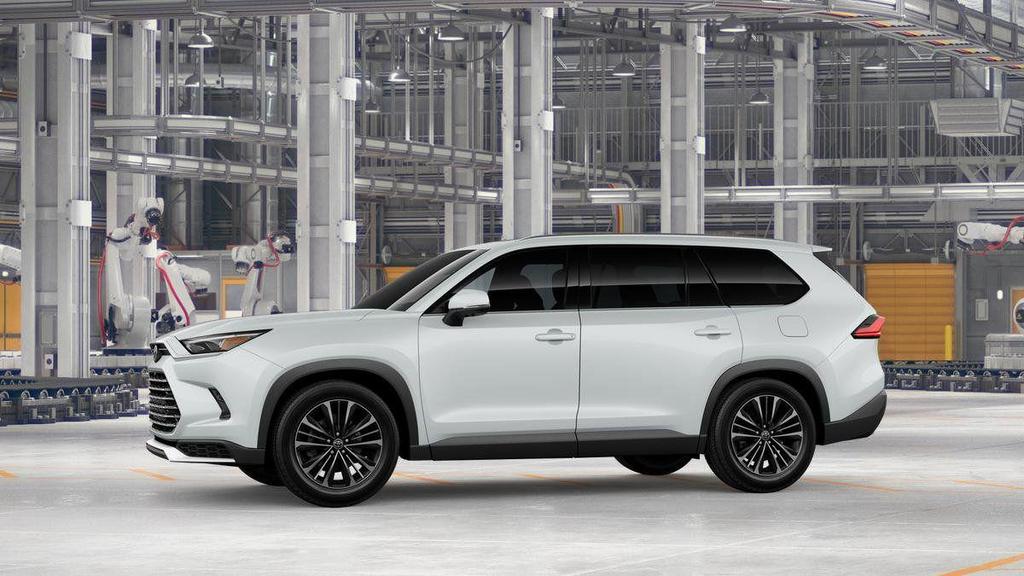 new 2026 Toyota Grand Highlander Hybrid car