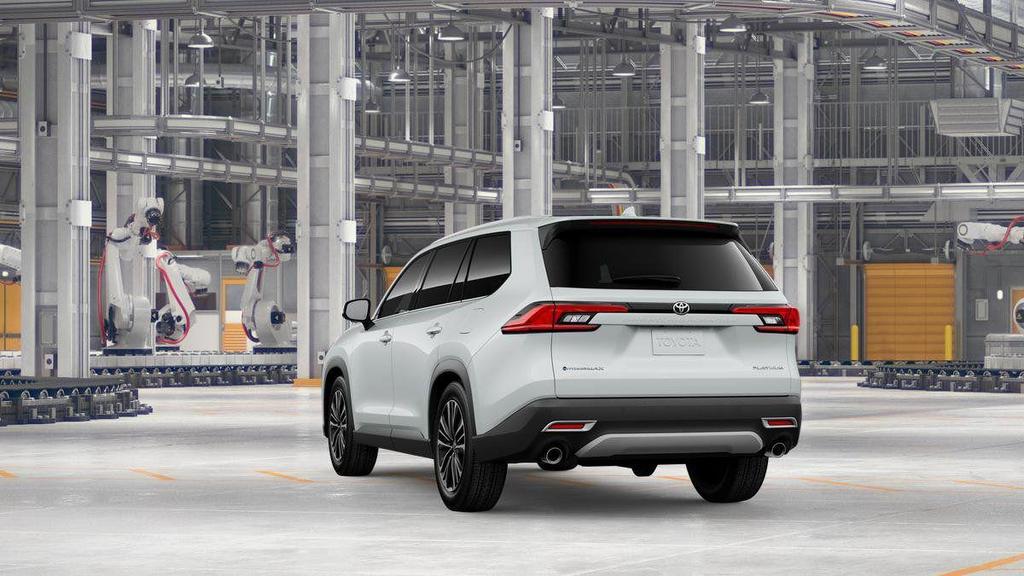 new 2026 Toyota Grand Highlander Hybrid car