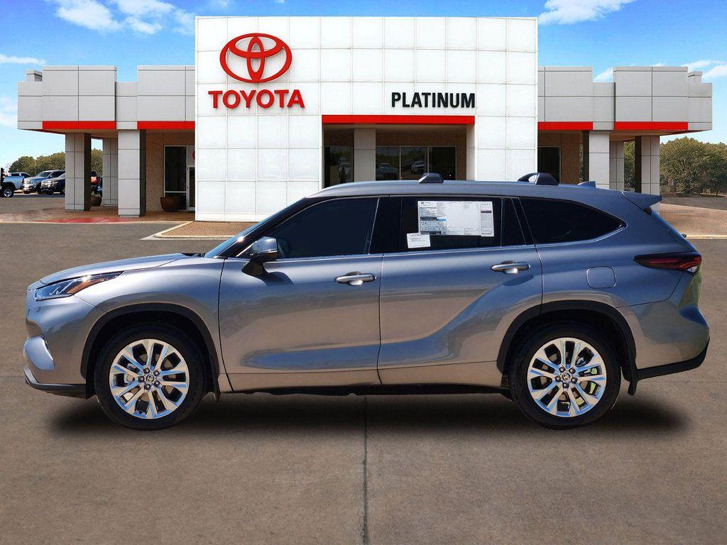 new 2026 Toyota Highlander car, priced at $50,914