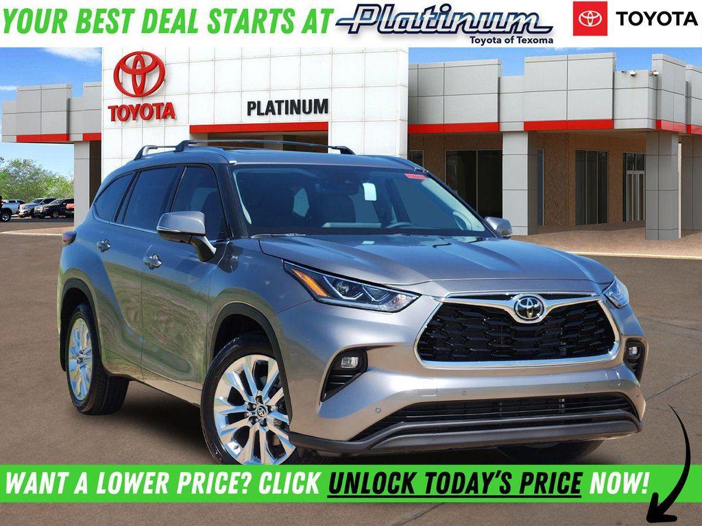 new 2026 Toyota Highlander car, priced at $50,914