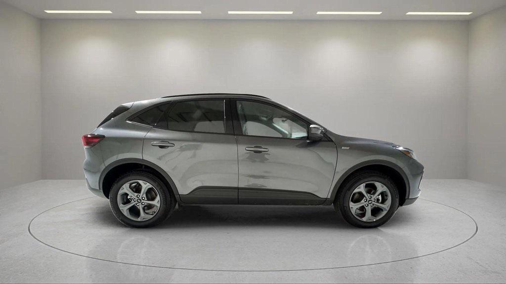 used 2025 Ford Escape car, priced at $24,987