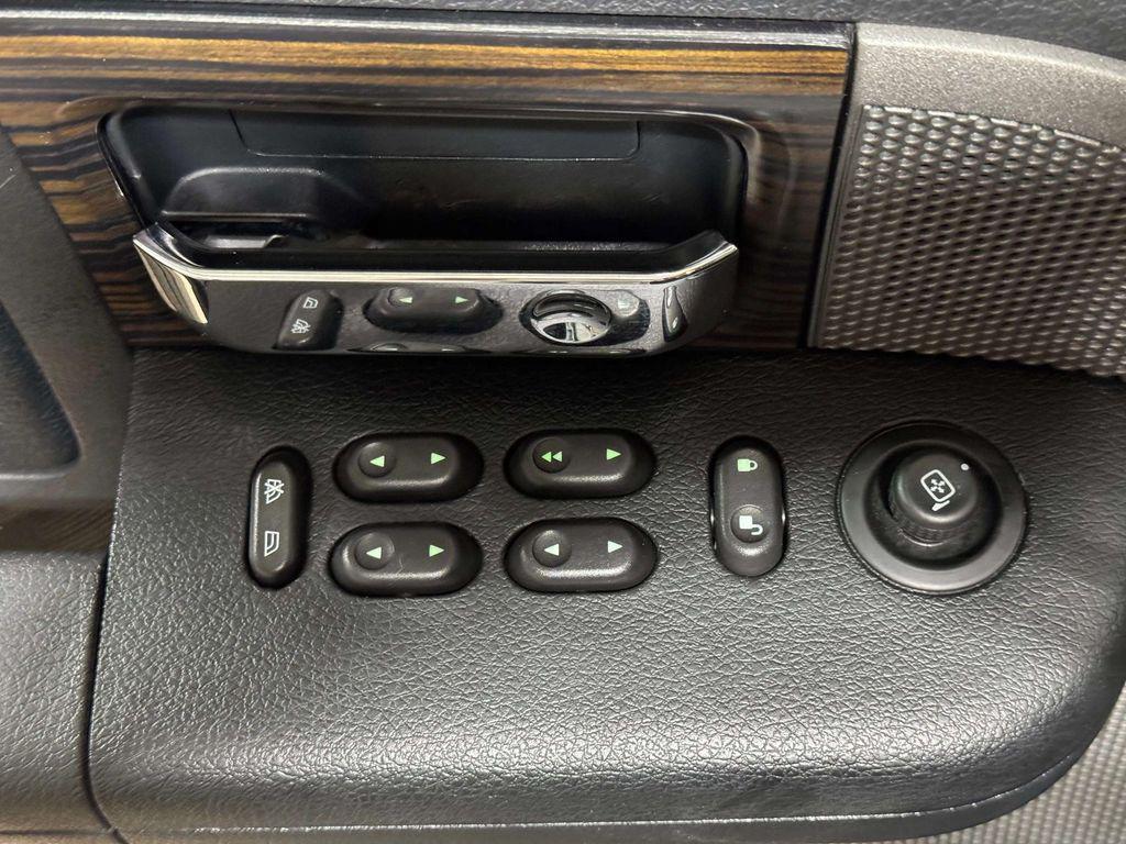 used 2007 Lincoln Mark LT car, priced at $39,995