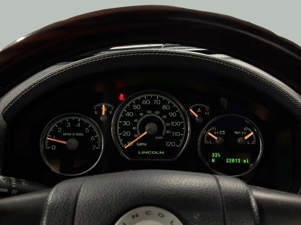 used 2007 Lincoln Mark LT car, priced at $39,995