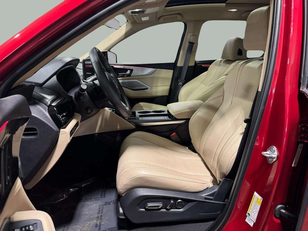 used 2025 Acura MDX car, priced at $47,995