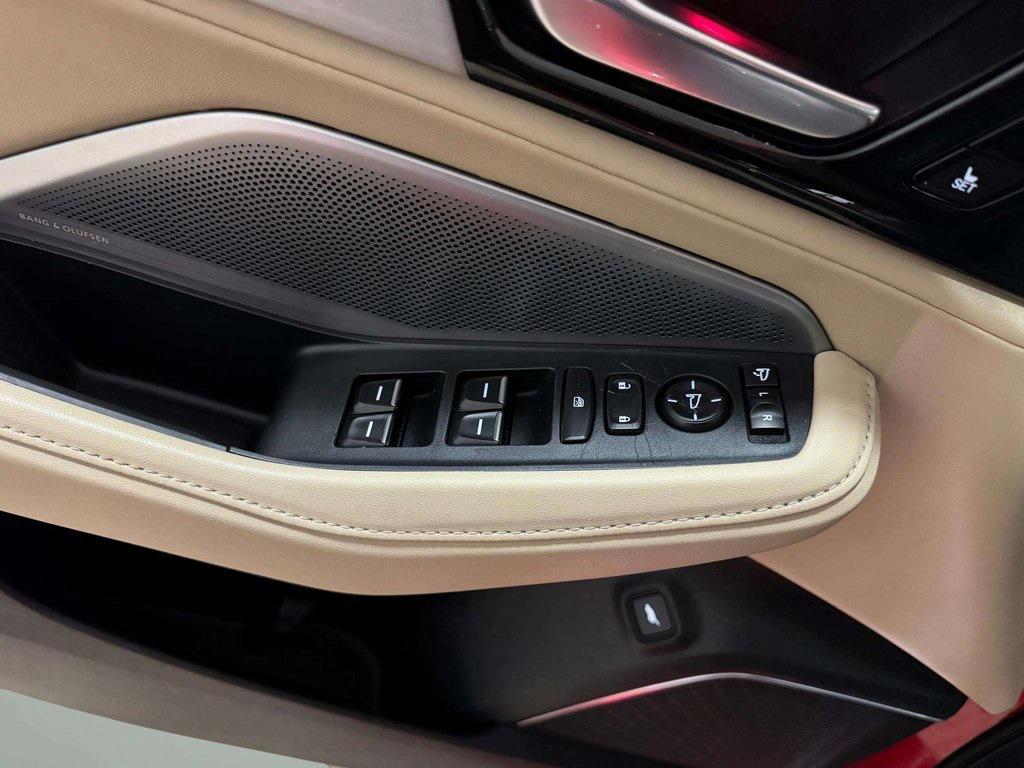 used 2025 Acura MDX car, priced at $47,995