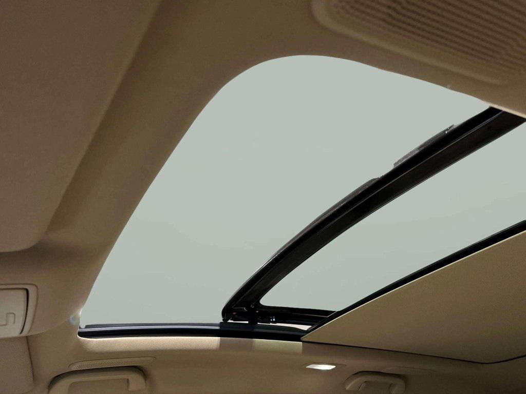 used 2025 Acura MDX car, priced at $47,995