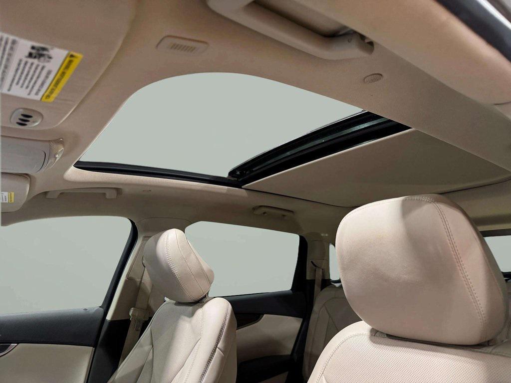 used 2020 Lincoln Nautilus car, priced at $20,495