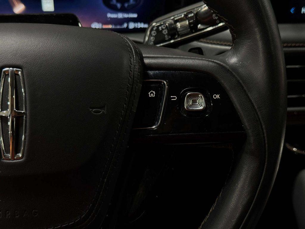 used 2025 Lincoln Aviator car, priced at $59,995