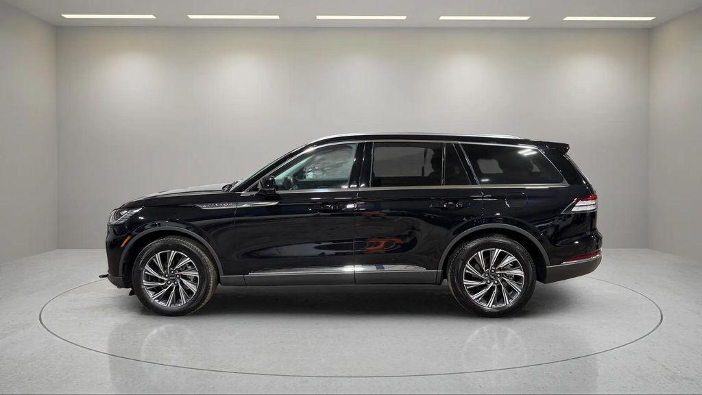 used 2025 Lincoln Aviator car, priced at $59,995