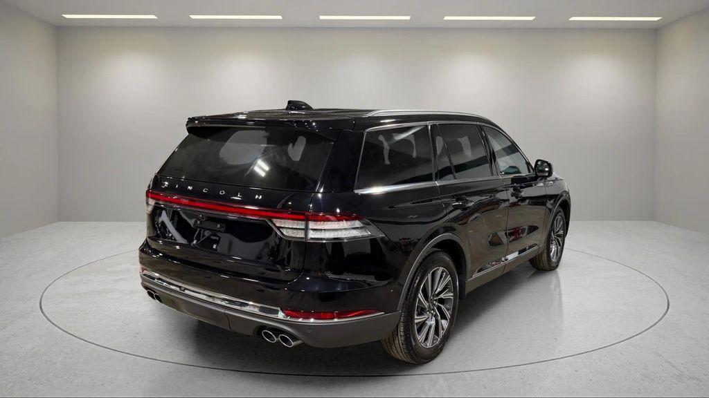 used 2025 Lincoln Aviator car, priced at $59,995