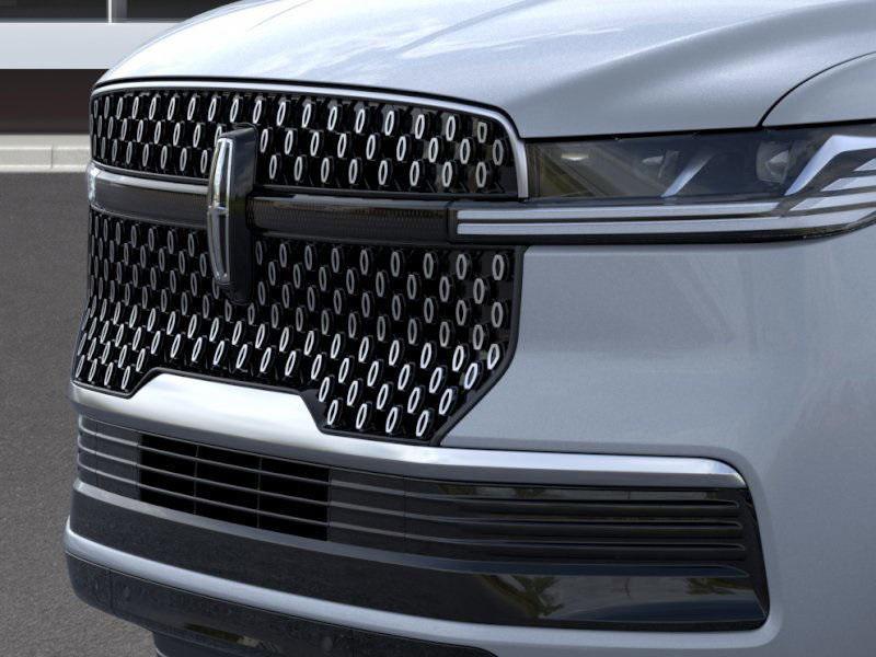 new 2025 Lincoln Navigator car, priced at $100,648