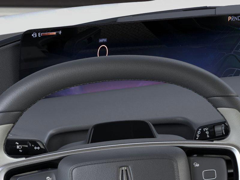 new 2025 Lincoln Navigator car, priced at $104,614
