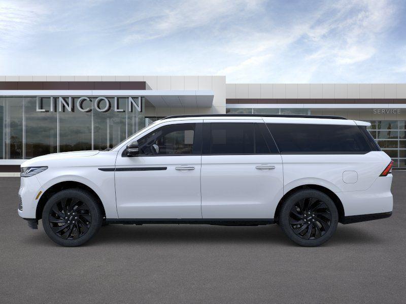 new 2025 Lincoln Navigator car, priced at $101,420