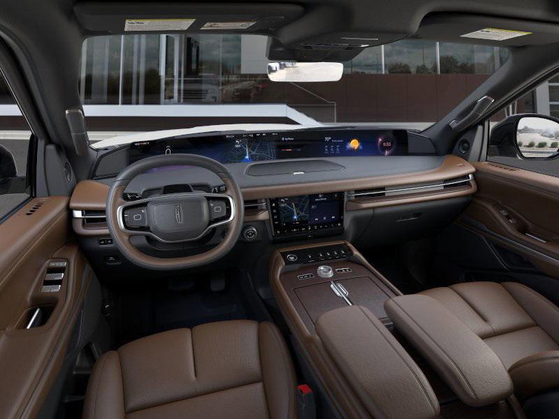 new 2025 Lincoln Navigator car, priced at $104,614