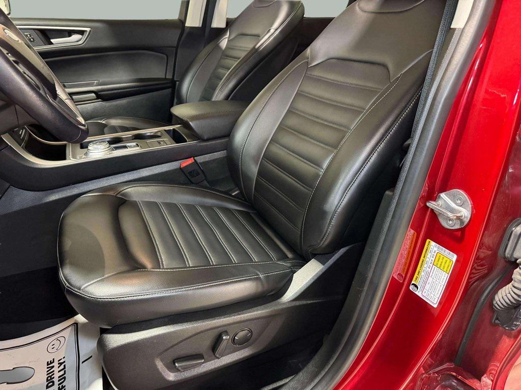 used 2023 Ford Edge car, priced at $20,000