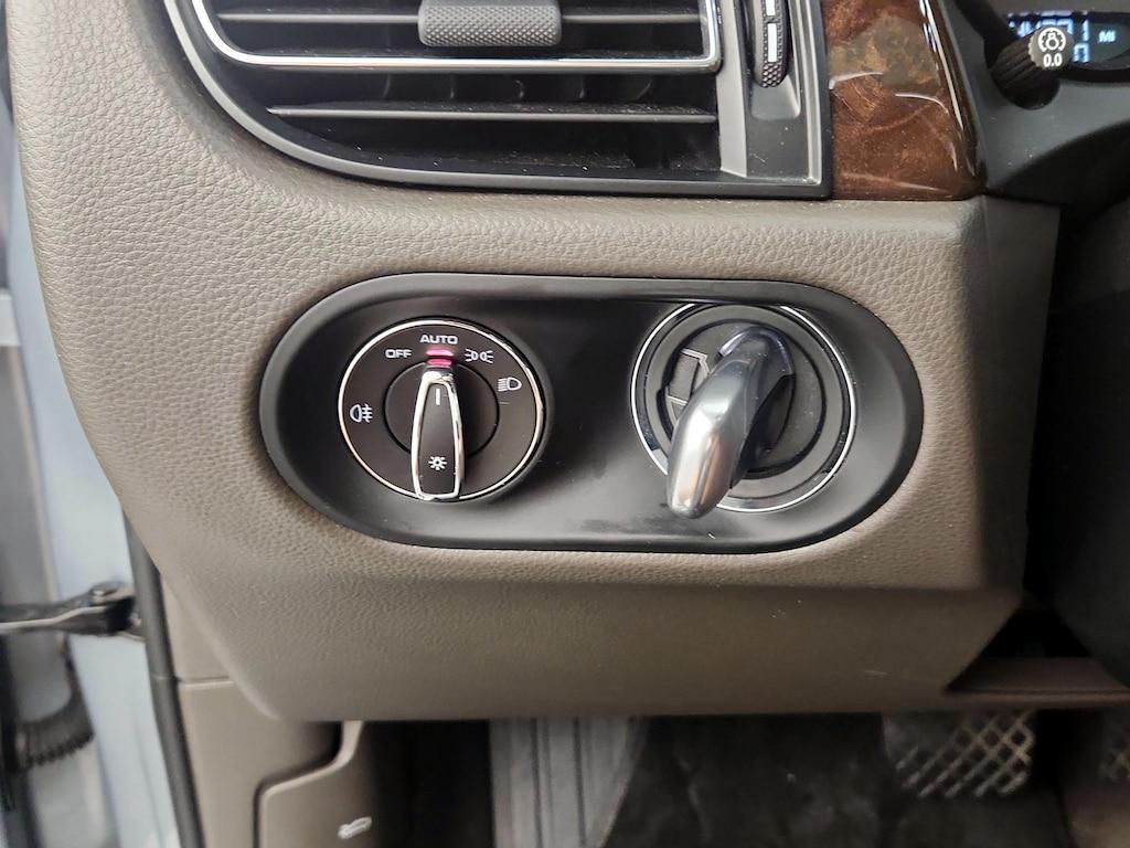 used 2020 Porsche Macan car, priced at $36,998