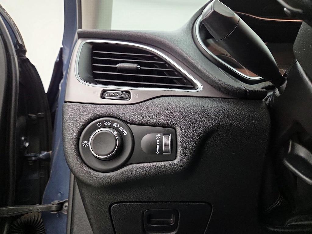 used 2020 Jeep Cherokee car, priced at $17,998