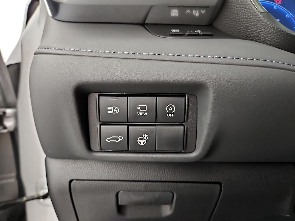 used 2023 Toyota Highlander car, priced at $42,998