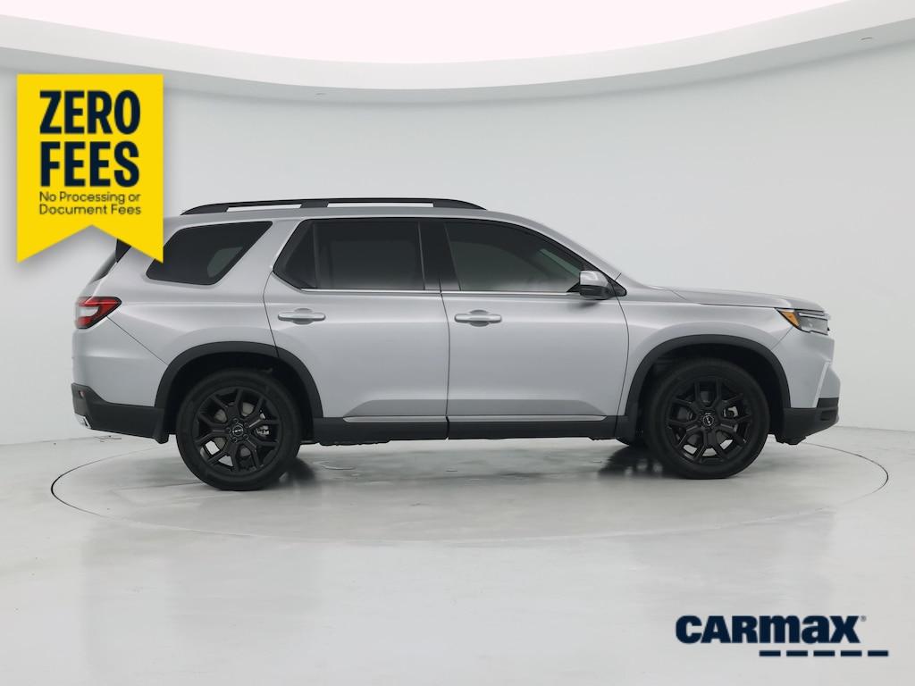 used 2025 Honda Pilot car, priced at $46,998