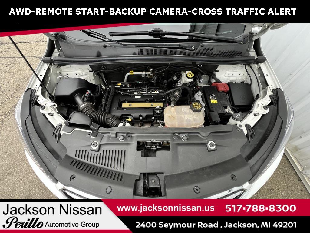 2021 Summit White Buick Encore