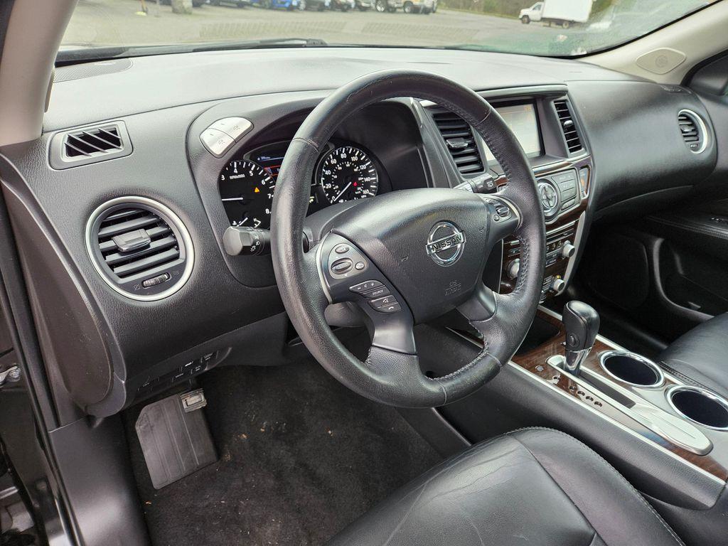 used 2014 Nissan Pathfinder car, priced at $5,999