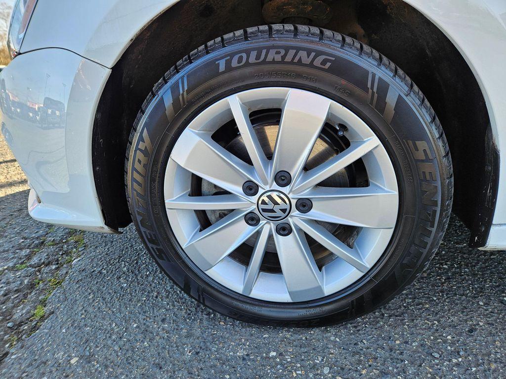 used 2015 Volkswagen Jetta car, priced at $8,999