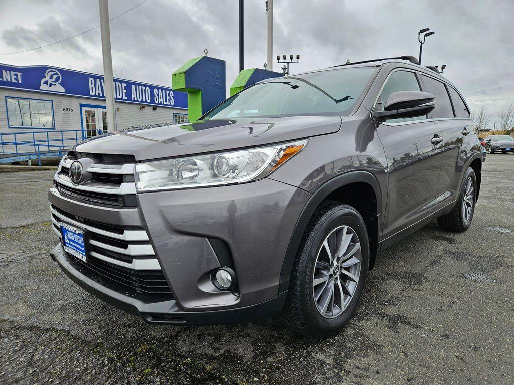 used 2019 Toyota Highlander car, priced at $21,999