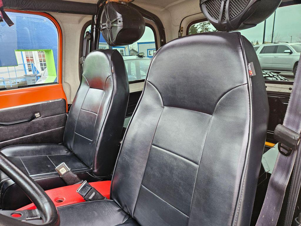 used 1993 Jeep Wrangler car, priced at $8,999