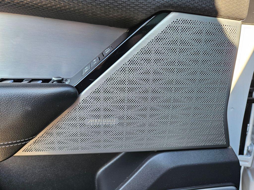 used 2020 Land Rover Range Rover Velar car, priced at $23,499