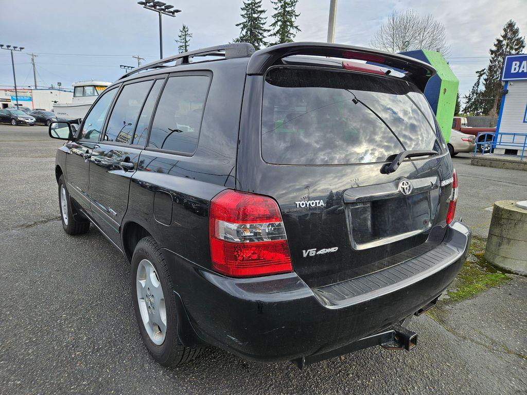used 2007 Toyota Highlander car, priced at $5,999