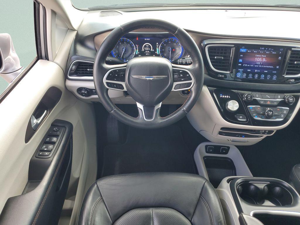 used 2017 Chrysler Pacifica car, priced at $13,872