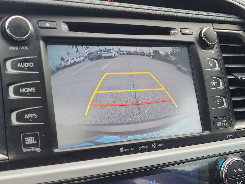 used 2019 Toyota Highlander car, priced at $24,293