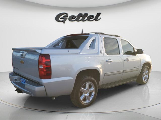 used 2013 Chevrolet Avalanche car, priced at $17,308