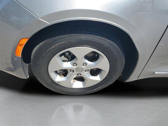 used 2017 Chrysler Pacifica car, priced at $11,989