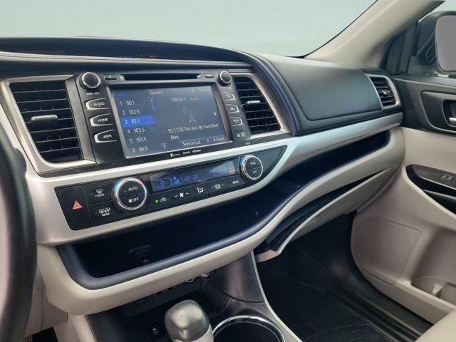 used 2019 Toyota Highlander car, priced at $15,207