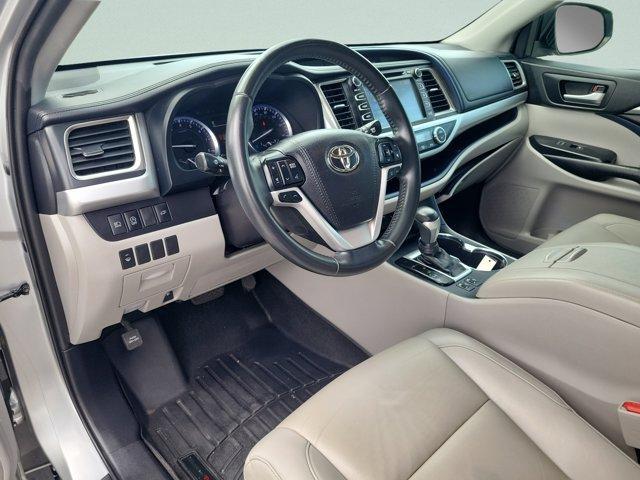 used 2019 Toyota Highlander car, priced at $15,207