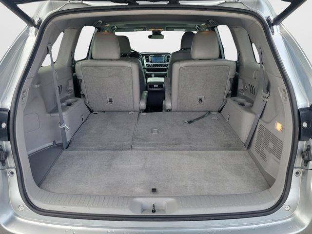 used 2019 Toyota Highlander car, priced at $15,207