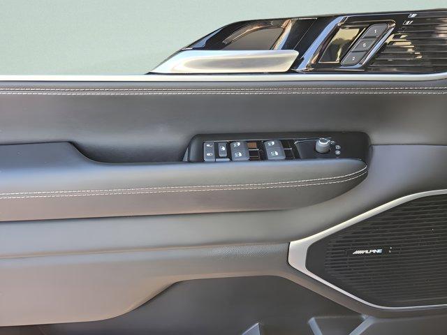 used 2022 Jeep Wagoneer car