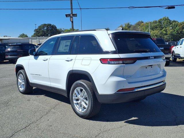 new 2025 Jeep Grand Cherokee car, priced at $38,499